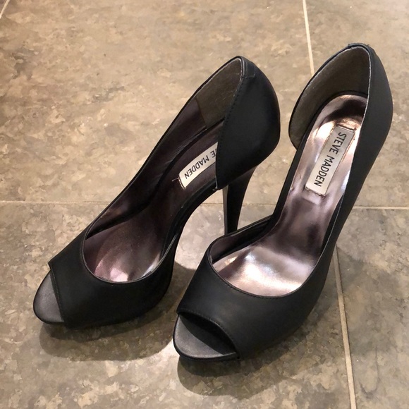 Steve Madden Open Toe Heels - Picture 2 of 4